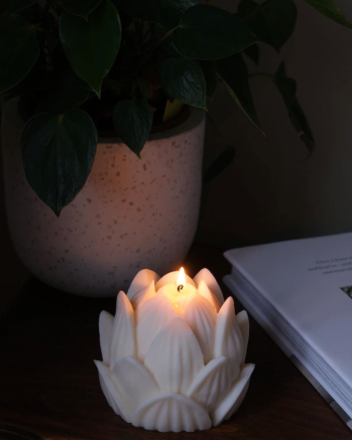 Lotus deals flower candle